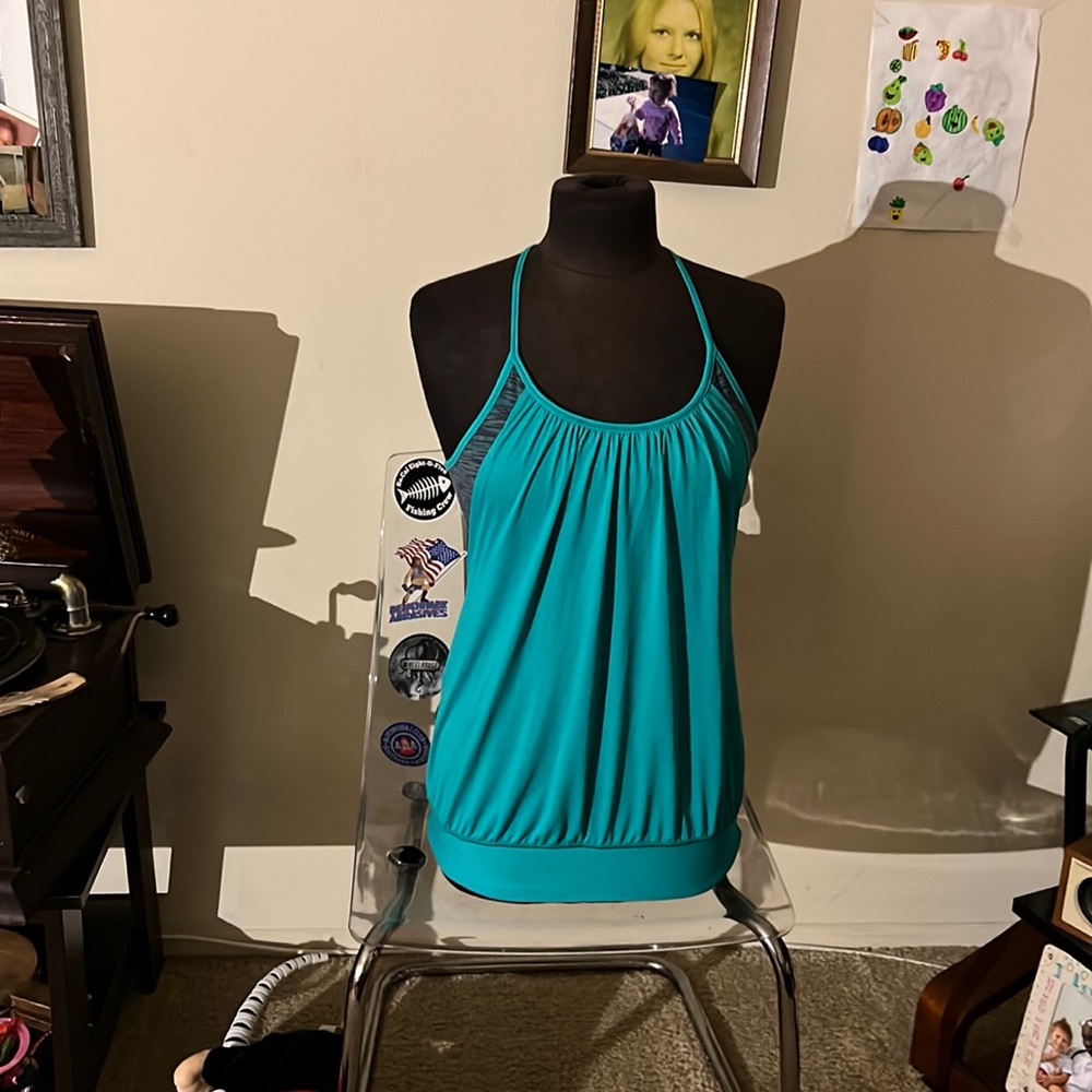 Lululemon top